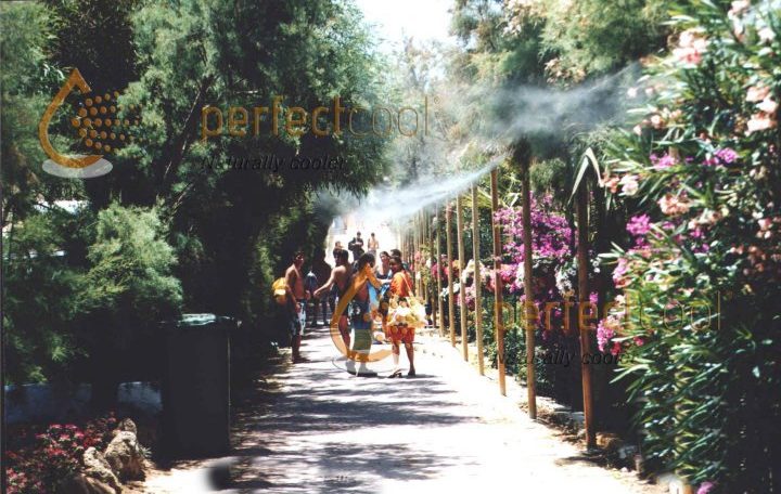 Wassernebel in Parks und Freizeit Erfrischung im Park